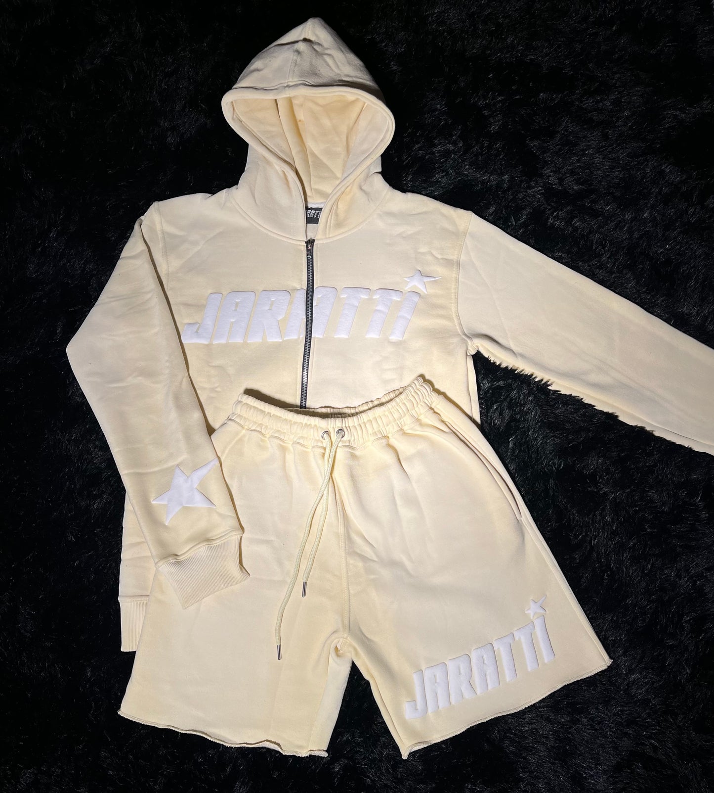 Cream/Offwhite Zip Set