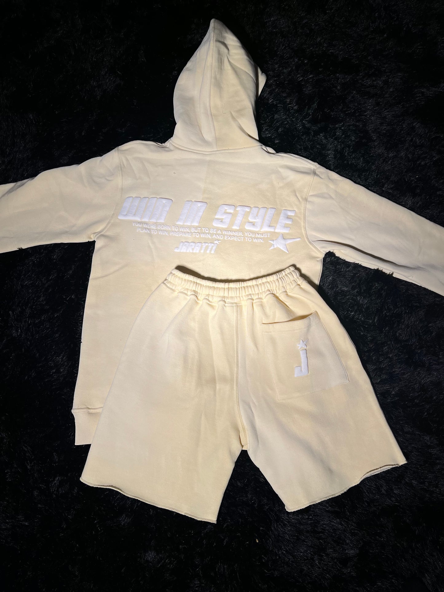 Cream/Offwhite Zip Set